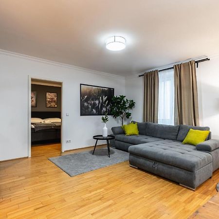 Live Centrally In A Spacious And Modern Apartment In Виена Екстериор снимка