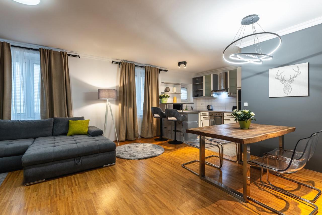 Live Centrally In A Spacious And Modern Apartment In Виена Екстериор снимка