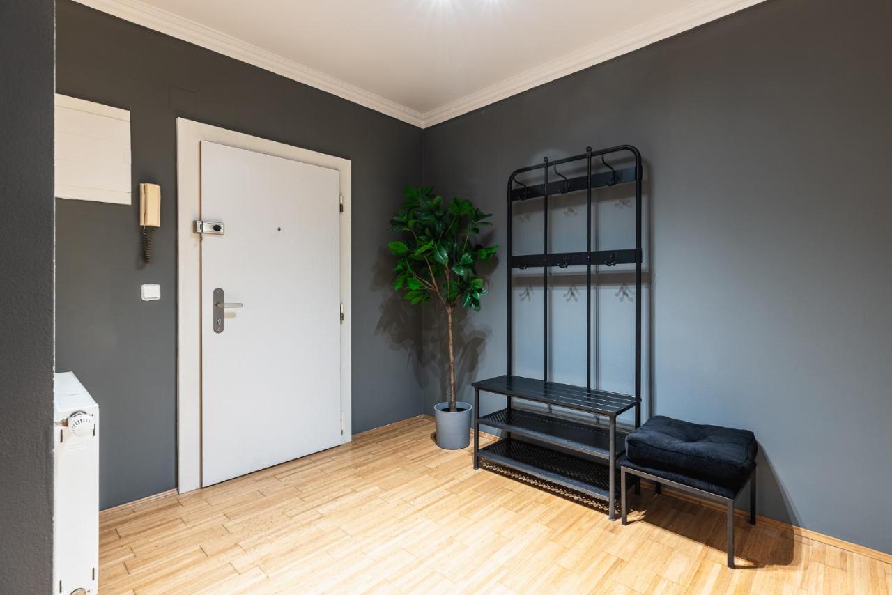 Live Centrally In A Spacious And Modern Apartment In Виена Екстериор снимка